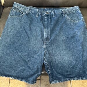 Wrangler Men size 46 Blue Denim Jean Shorts outdoor travel vacation casual